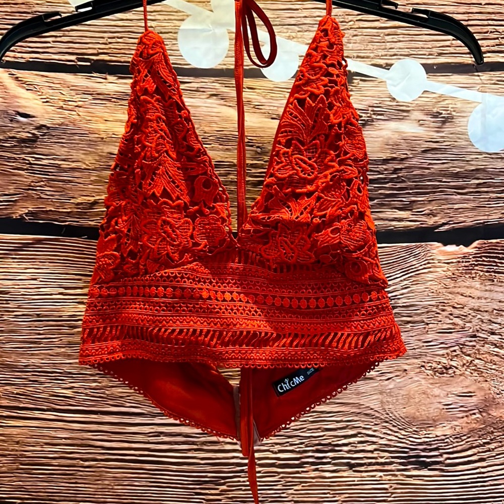 BEAUTIFUL EMBROIDERED CHIC ME HALTER